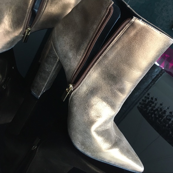 L’Intervalle Metallic Leather Boots! - Picture 3 of 6